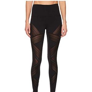 Alo yoga pants ultimate high waist leggings black